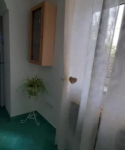 펜션 Symphony House 라벨로