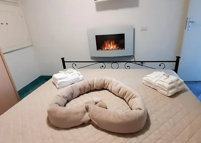 Symphony House 라벨로