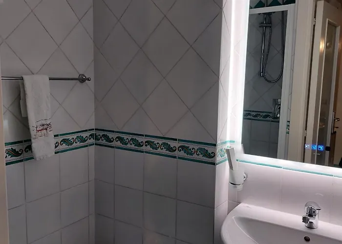 Symphony House 펜션 *